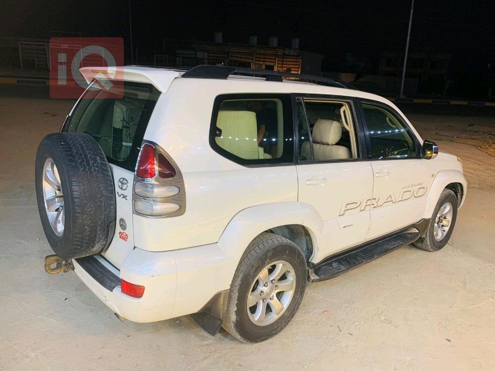 تۆیۆتا لاندكروزر پرادۆ